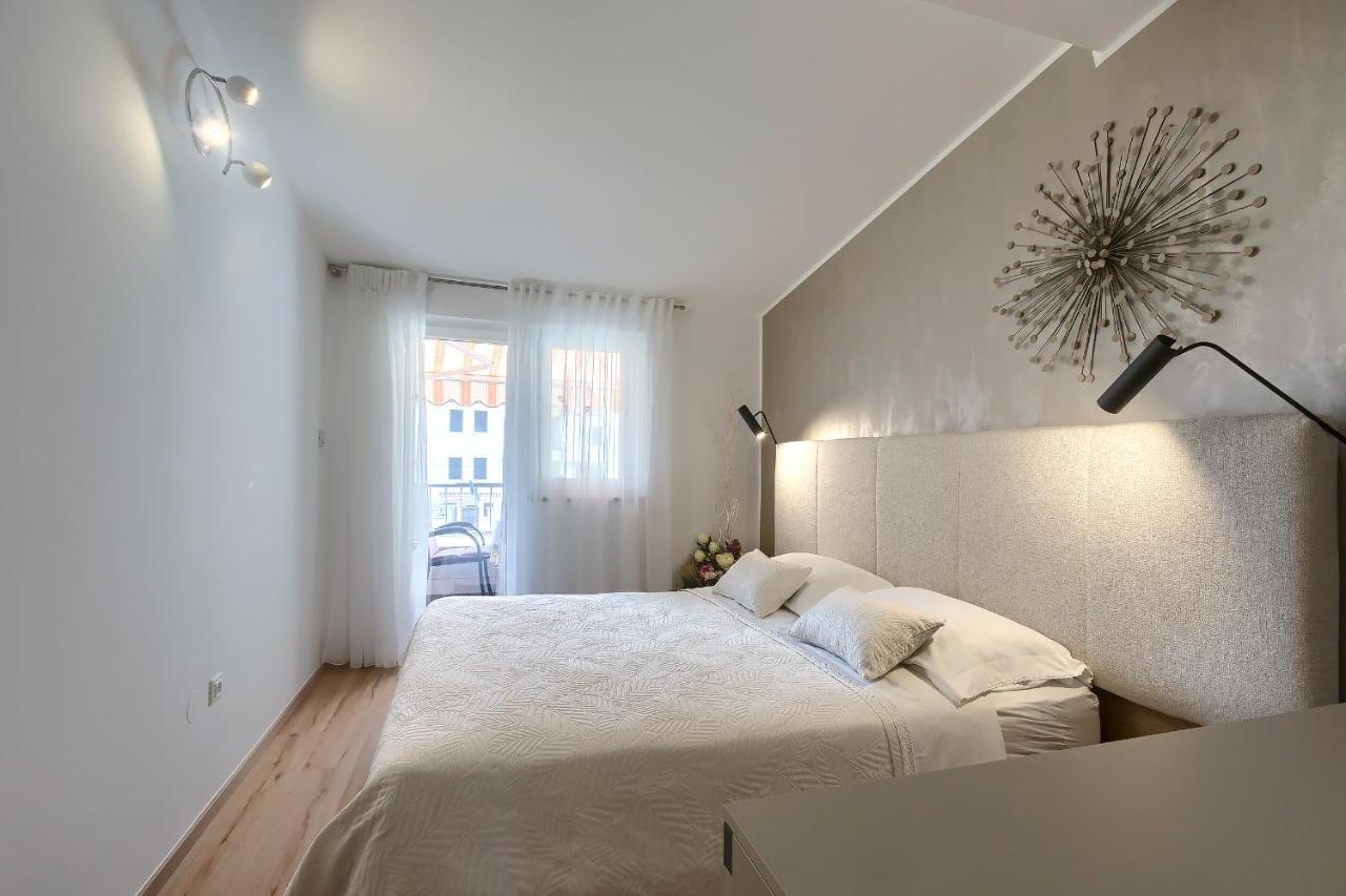 Apartment Palm View II โรวีน ภายนอก รูปภาพ